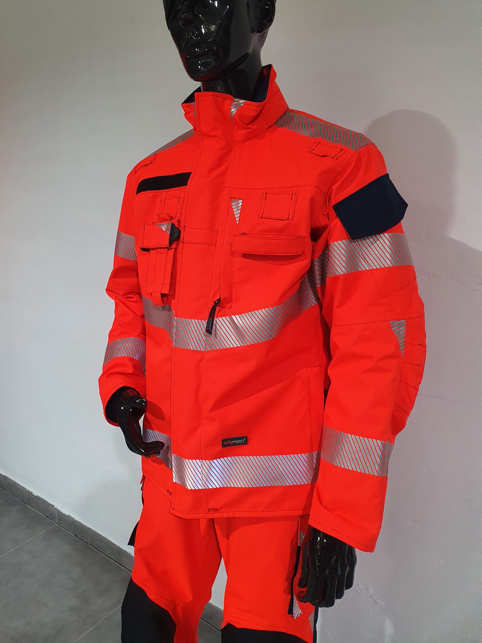 TRAJE SUPERIOR TRAJE SUPERIOR