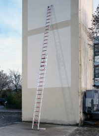 Escalera de aluminio de 2 partes con cuerda